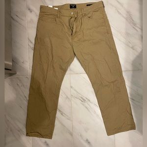 Men’s khakis